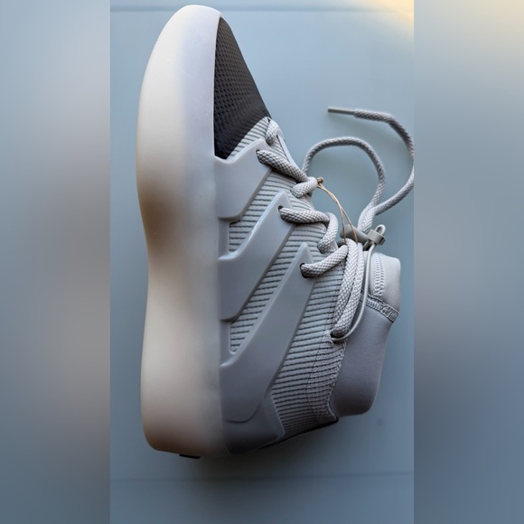 IE6188 Men’s 6.5/W7.5 adidas Fear of God Athletics I Basketball Shoes | NO BOX